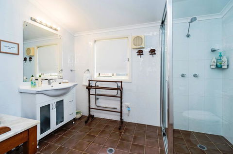 Abelia House B &B - Queensland Tourism 2