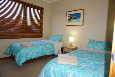 Abrigo Apartment - QLD Tourism 3
