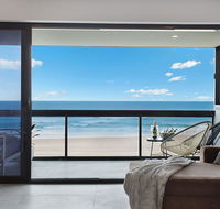 Absolute Beach Front Renovated 3 Bdrm 2 Bath App - Queensland Tourism