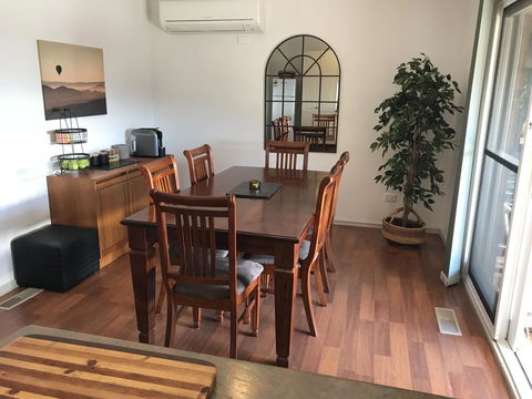 Acacia House - Central Healesville - Yarra Valley - QLD Tourism 2