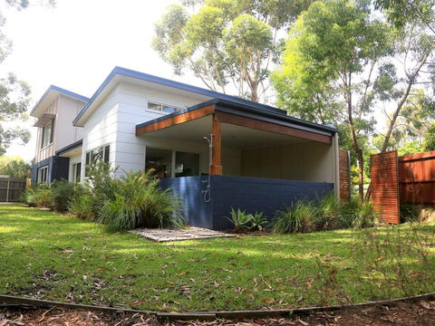 Acacia On Orion :: Jervis Bay Rentals - Queensland Tourism 1