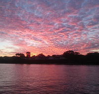 Acclaim Rose Gardens Beachside Holiday Park - QLD Tourism