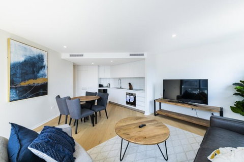Accommodate Canberra - Northshore - Queensland Tourism 2