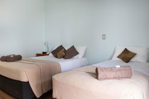 Accommodation On Denham - QLD Tourism 1