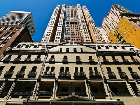 Accommodation Sydney - Pitt Street - Queensland Tourism 1