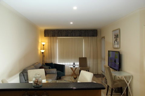 ADELAIDE CBD APARTMENT - 3BR, 2BATH & CARPARK - QLD Tourism 2