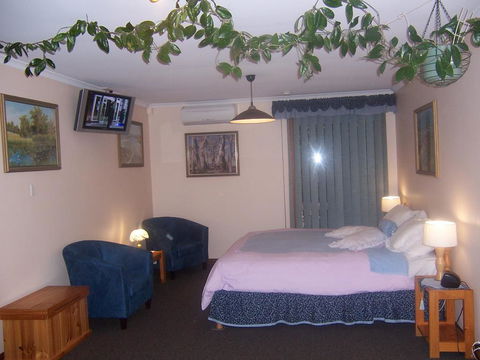 Adelaide Hills B&B Accommodation - QLD Tourism 3