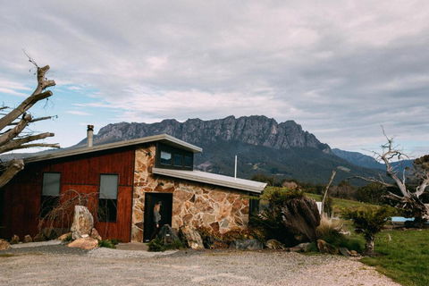 Eagles Nest Retreat - QLD Tourism 2