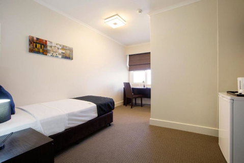 Enfield Hotel - QLD Tourism 2