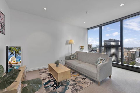 EPORO Tower Modern Apartments Melbourne Central CBD - QLD Tourism 0