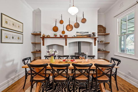 Experience The Charm Of Little Plains Homestead - QLD Tourism 2