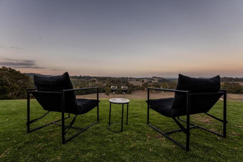 Farm Stay Picturesque Views - Queensland Tourism 0