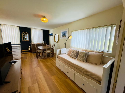 FORR64 - Cosy East Perth Retreat - QLD Tourism 0