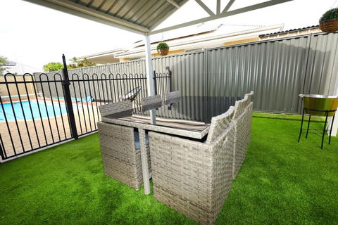 Family Holiday Home - Queensland Tourism 1