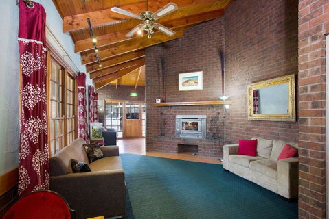 Goldfields Motel - QLD Tourism 4