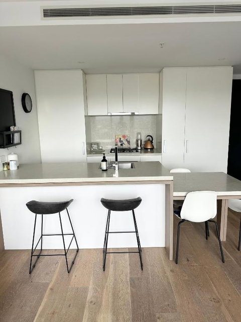 FV Peppers 1 Bedroom Apartment - Queensland Tourism 1