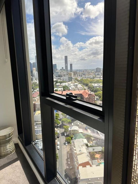 FV Peppers 1 Bedroom Apartment - Queensland Tourism 3