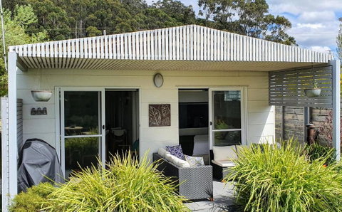 Goat Island Bungalow - Queensland Tourism 3