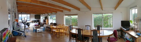 Fun Family House King Island - QLD Tourism 3