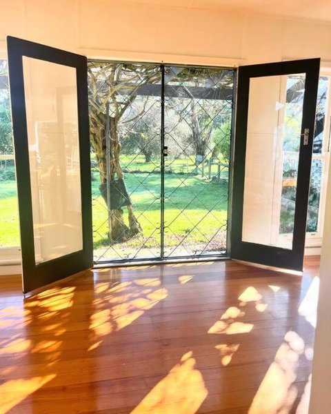 Grace In The Grampians - QLD Tourism 2