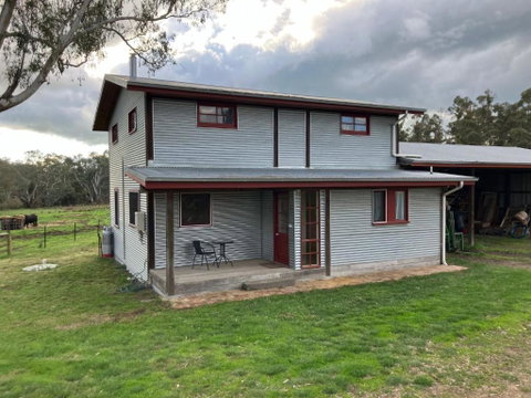 Grannies Lane Cottage - QLD Tourism 0