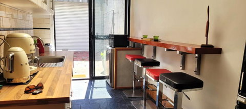 Heart And Soul Of Collingwood - QLD Tourism 1