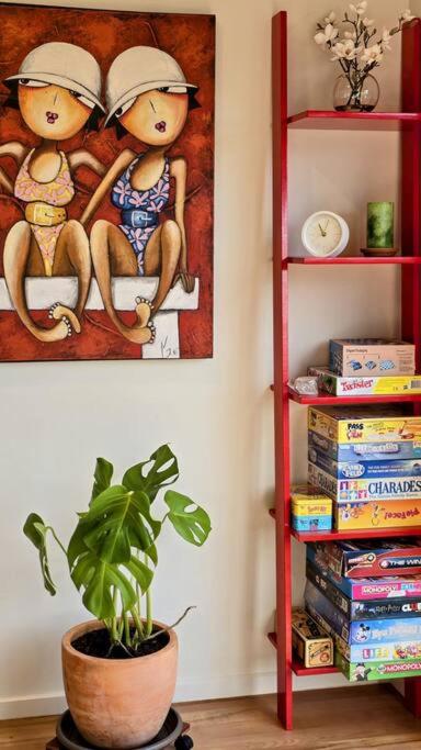 Hideaway By The Bay - Queensland Tourism 3