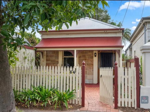 Highbury Little Adelaide - QLD Tourism 0