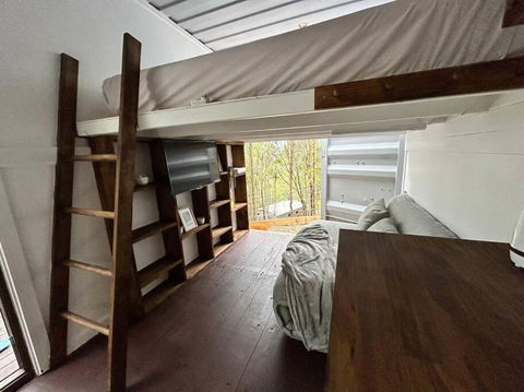 Hill Dweller Hideout - Queensland Tourism 3