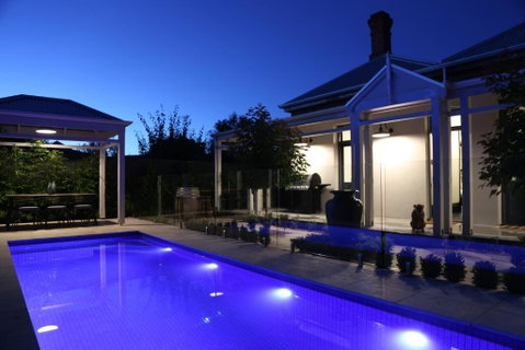 Hollidge House 5 Star Luxury Apartments - QLD Tourism 1