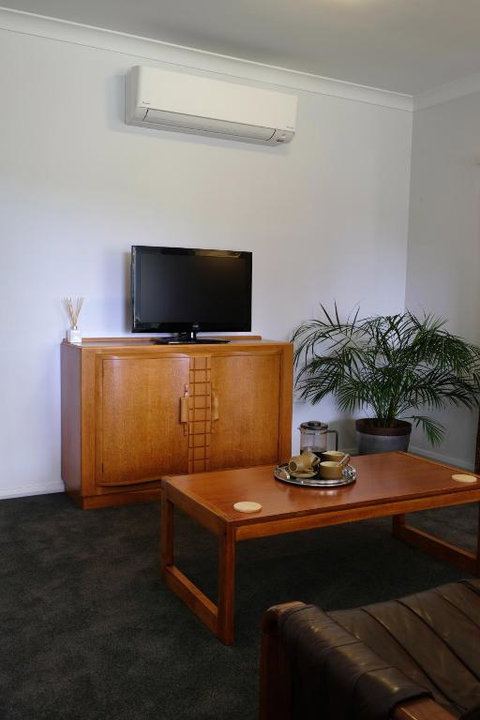 Hoopers Cottage - QLD Tourism 3