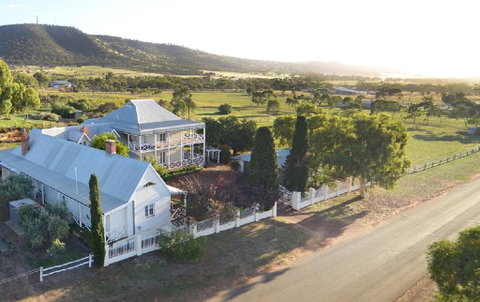 Hope Farm Guesthouse - QLD Tourism 0