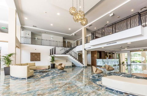Hope Harbour Hotel - Queensland Tourism 3