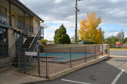 Adrian Motel - QLD Tourism 0