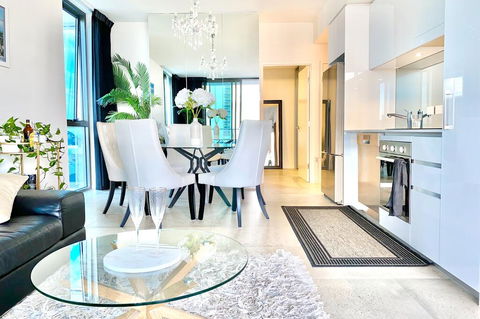 AdriaticBlu Luxe 2 Bed Apartment With Stunning Ocean Views - Queensland Tourism 3