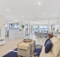Adrift Retreat - St Georges Basin Waterfront Home - QLD Tourism