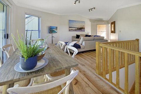 Advance Place - Queensland Tourism 0