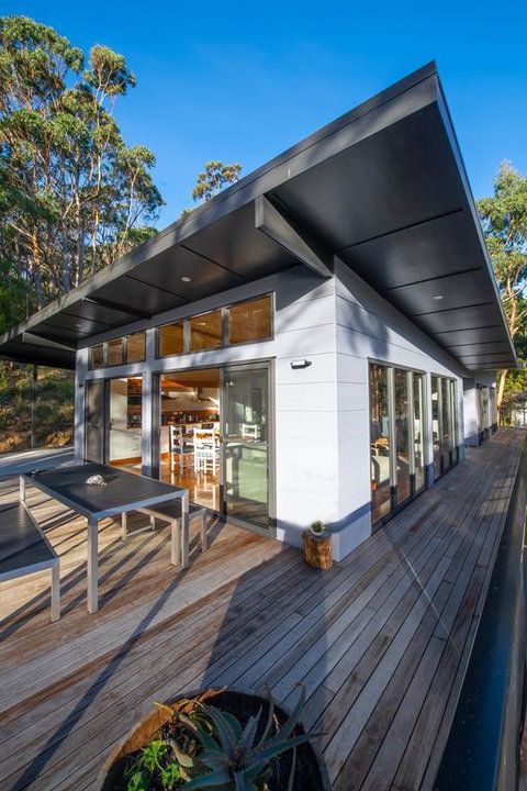 Adventure Bay Beach House - QLD Tourism 3