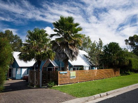 Affordable Twin Peaks 2 - QLD Tourism 0