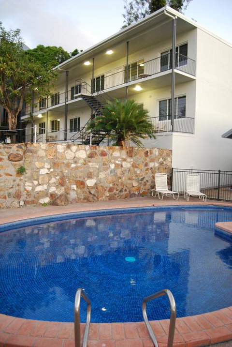 Airlie Beach Apartments - Queensland Tourism 3