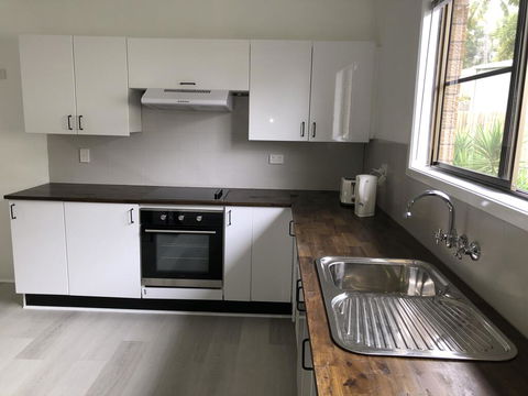 Airlie Getaway Unit 2 - QLD Tourism 0