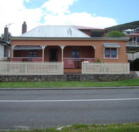 Albany Historic Cottage - QLD Tourism