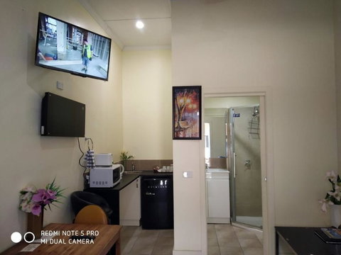 Albury Central Motel - QLD Tourism 0