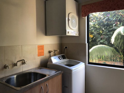 Alfred Cove Short Stay - Queensland Tourism 2