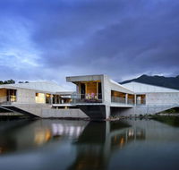 Alkira Award Winning Luxury Beachfront Rainforest Holiday House - Queensland Tourism