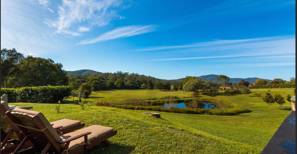 Nana Glen NSW QLD Tourism