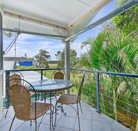 Allamanda House 3 Willow Street - QLD Tourism