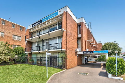 Alloggio Tudor Hamilton - QLD Tourism 0