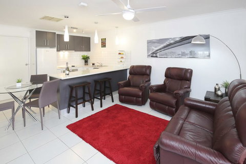 Allure Apartments - Central - Queensland Tourism 0