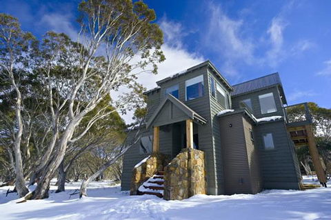 Alpenglow - QLD Tourism 0